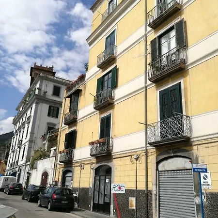 Apartment Holidayhouse089 Salerno